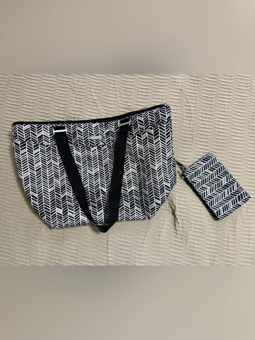 Baggallini Carry-All Tote